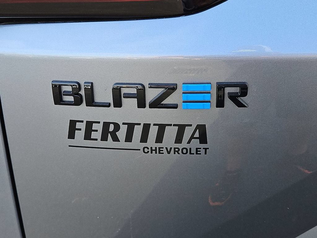 New 2026 Chevrolet Blazer EV LT w/ Midnight/Sport Edition FWD image 22