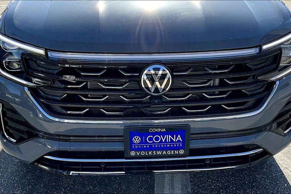 New 2026 Volkswagen Atlas Cross Sport SEL Premium R-Line AWD/4WD image 32