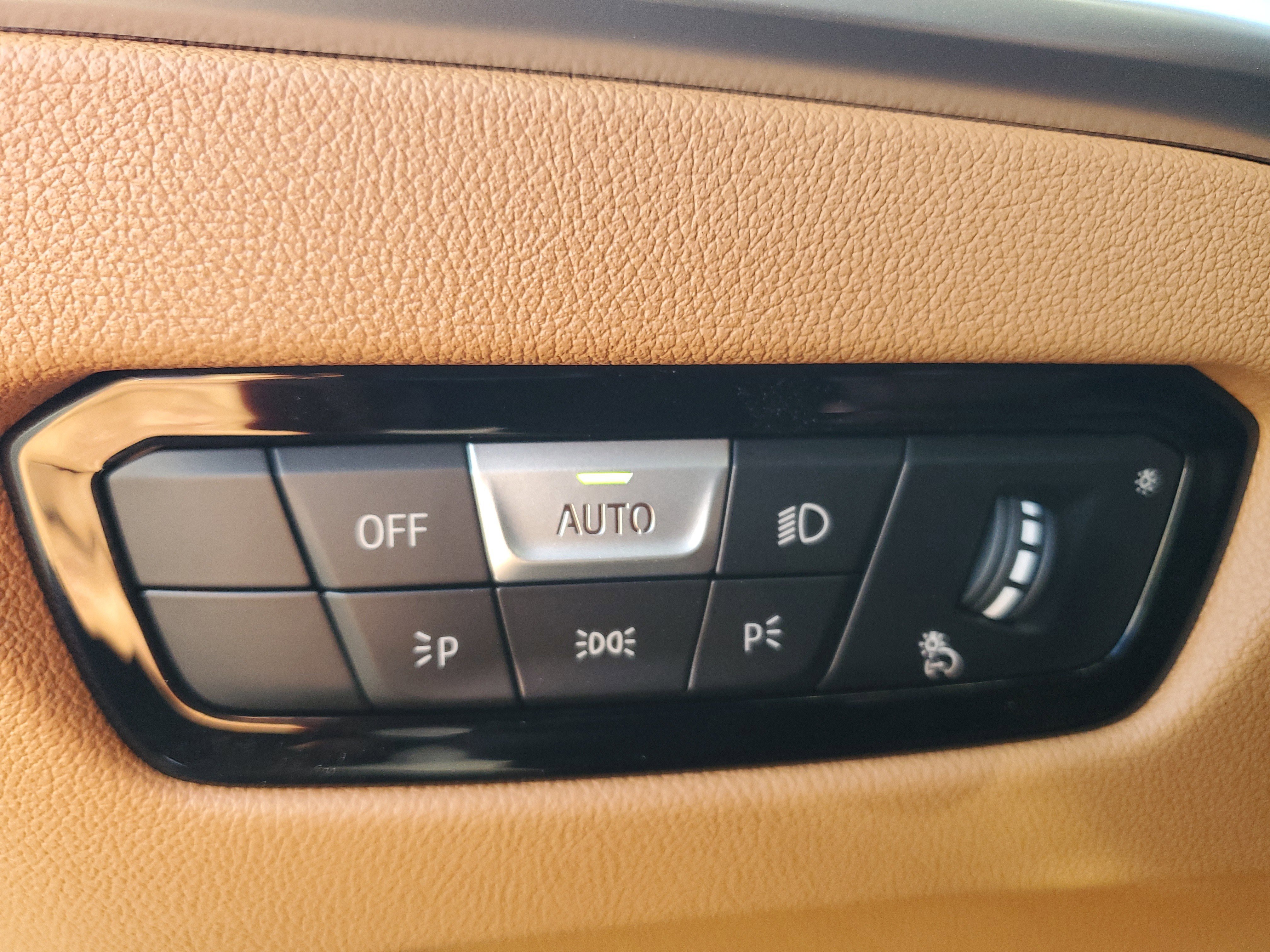 New 2026 BMW 430i Convertible w/ Premium Package image 28