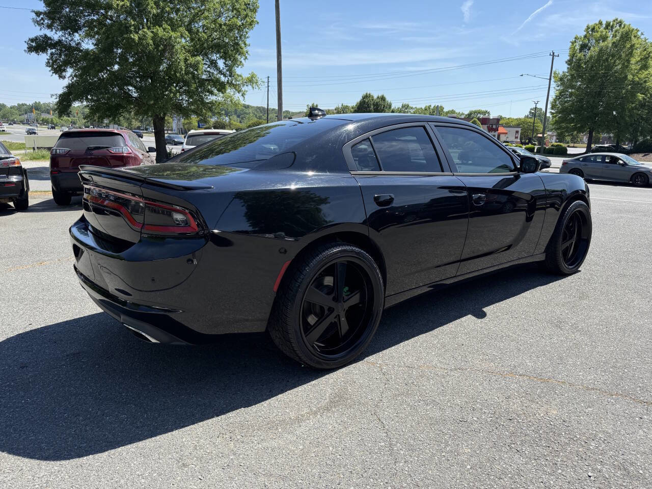 Used 2015 Dodge Charger SXT w/ AWD Plus Group image 5