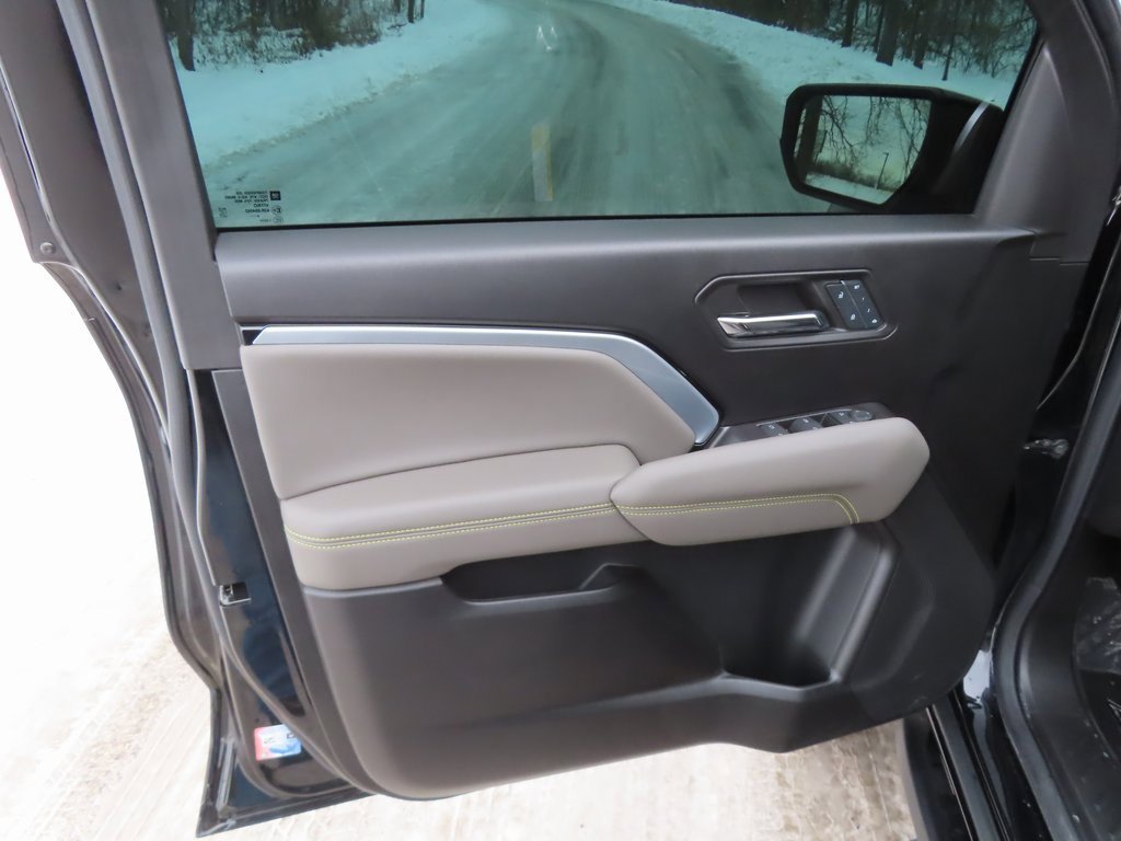 Certified 2024 Chevrolet Colorado ZR2 w/ ZR2 Bison Edition image 29