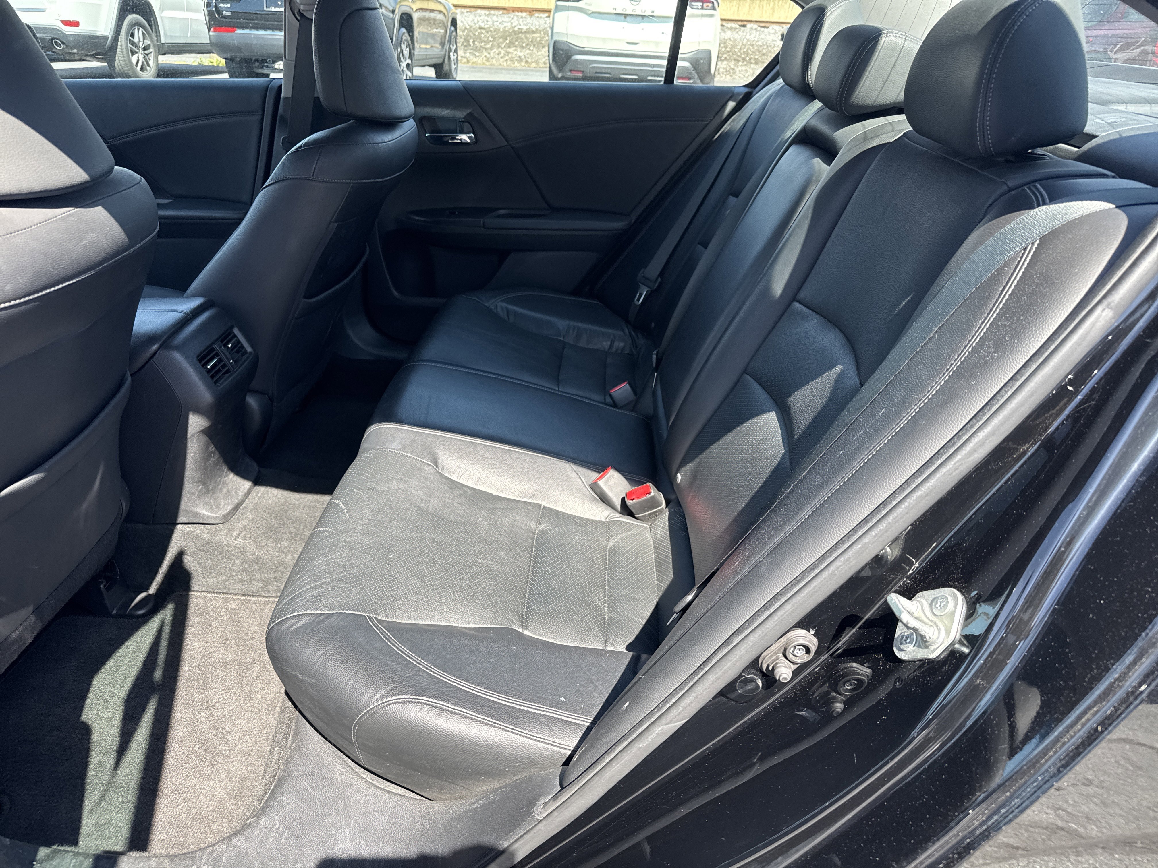 Used 2016 Honda Accord EX-L image 13