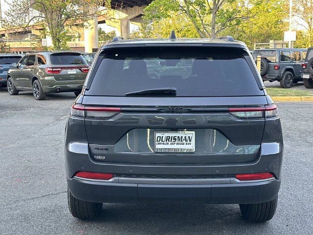 New 2026 Jeep Grand Cherokee Altitude AWD/4WD image 3