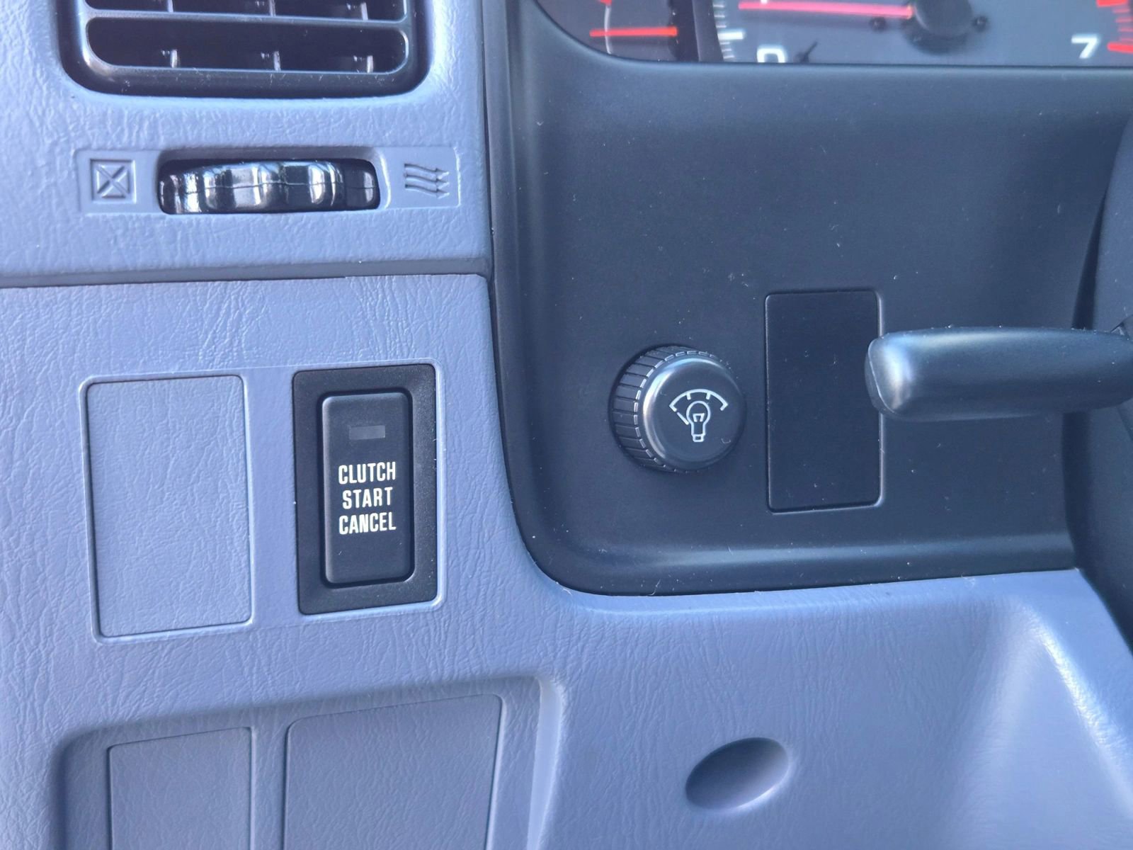 Used 2000 Toyota 4Runner SR5 image 34