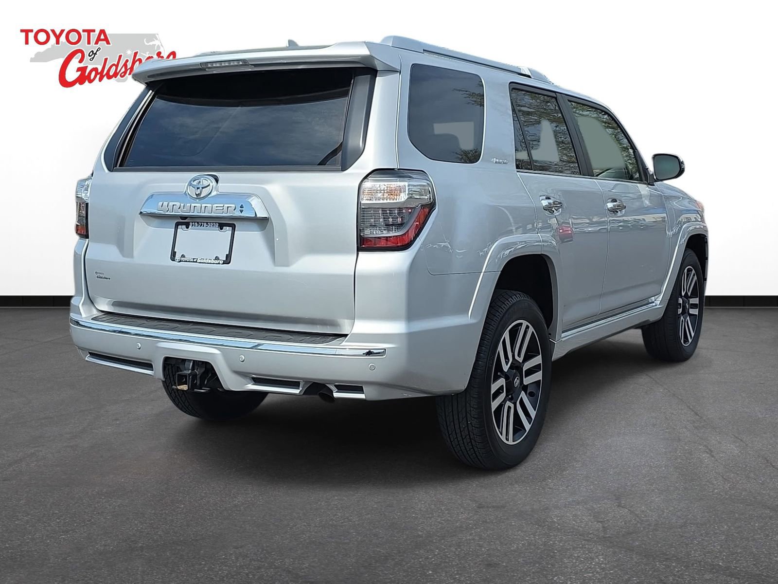 Used 2024 Toyota 4Runner Limited image 5