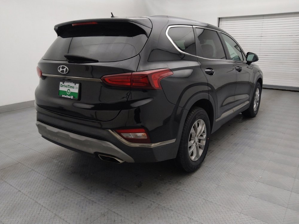 Used 2019 Hyundai Santa Fe SE image 9