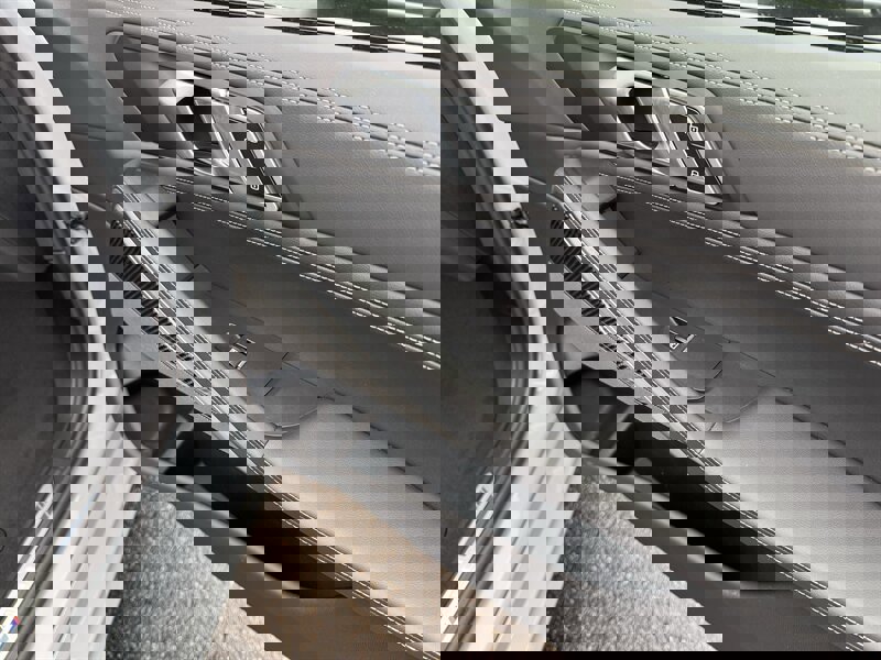 Used 2026 BMW X6 M60i image 29