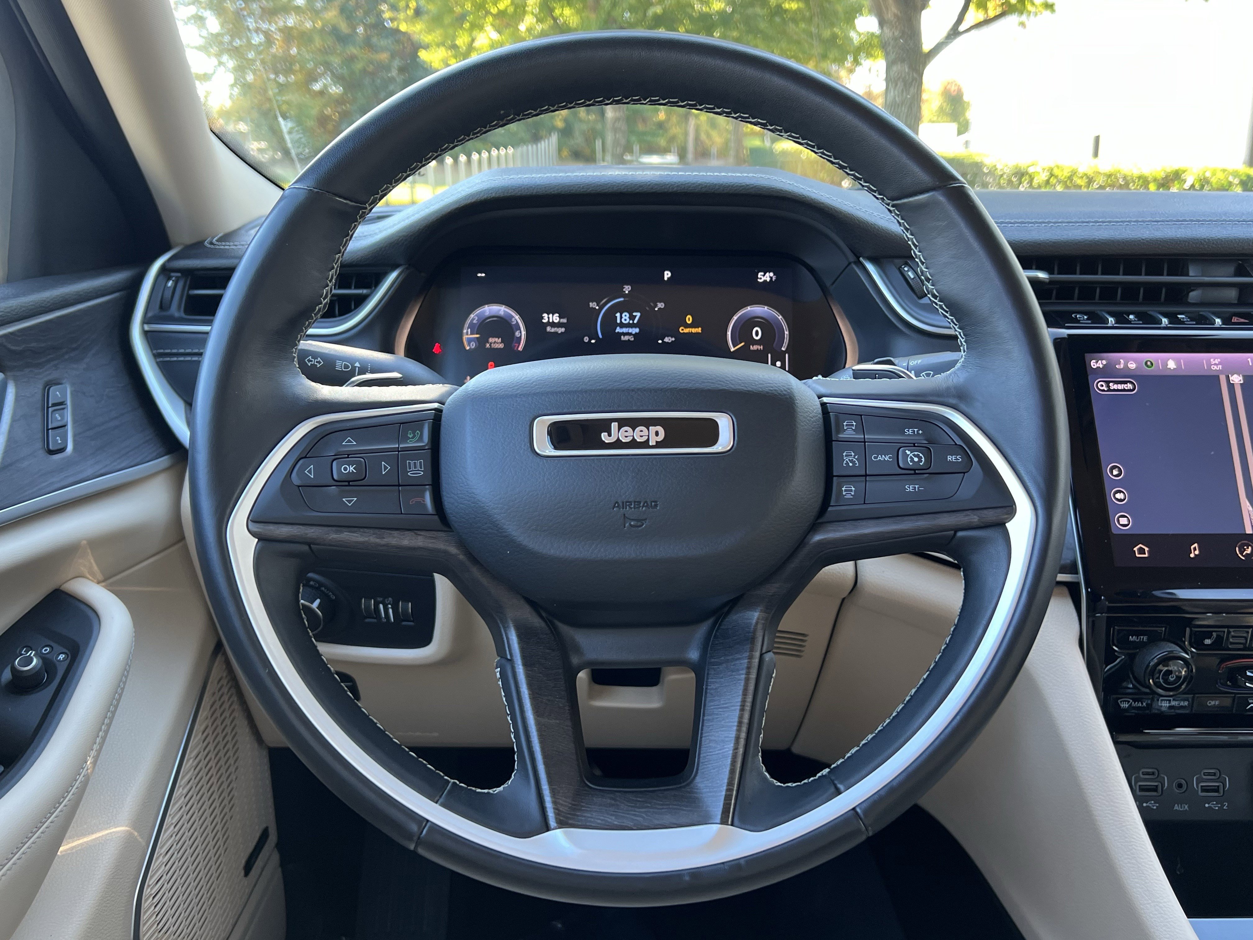 Used 2021 Jeep Grand Cherokee L Limited image 18