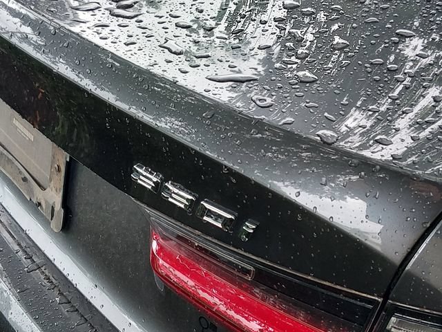 Used 2020 BMW 330i Sedan w/ Premium Package RWD image 3