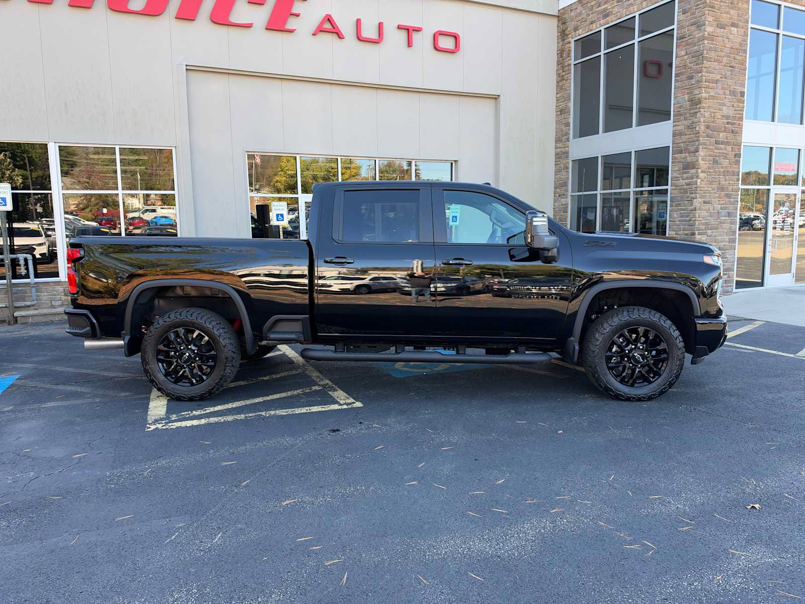 Used 2026 Chevrolet Silverado 2500 LT w/ Trail Boss Package AWD/4WD image 13