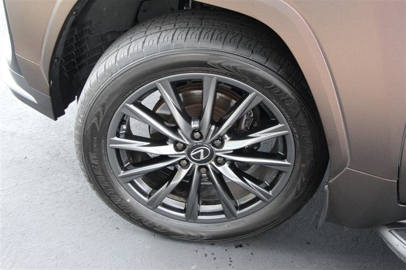 Used 2024 Lexus LX 600 F Sport image 25