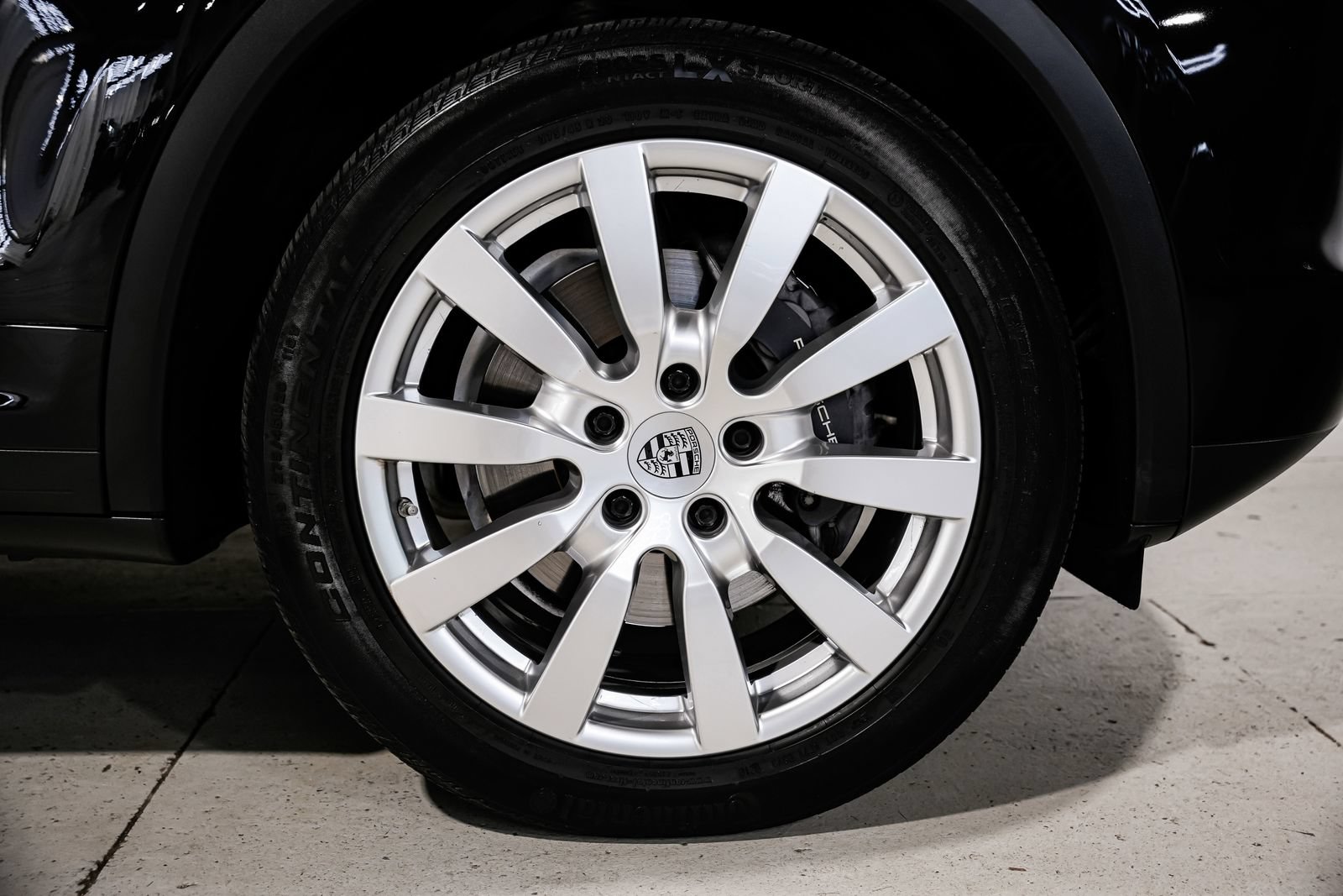 Used 2013 Porsche Cayenne Diesel AWD/4WD image 56