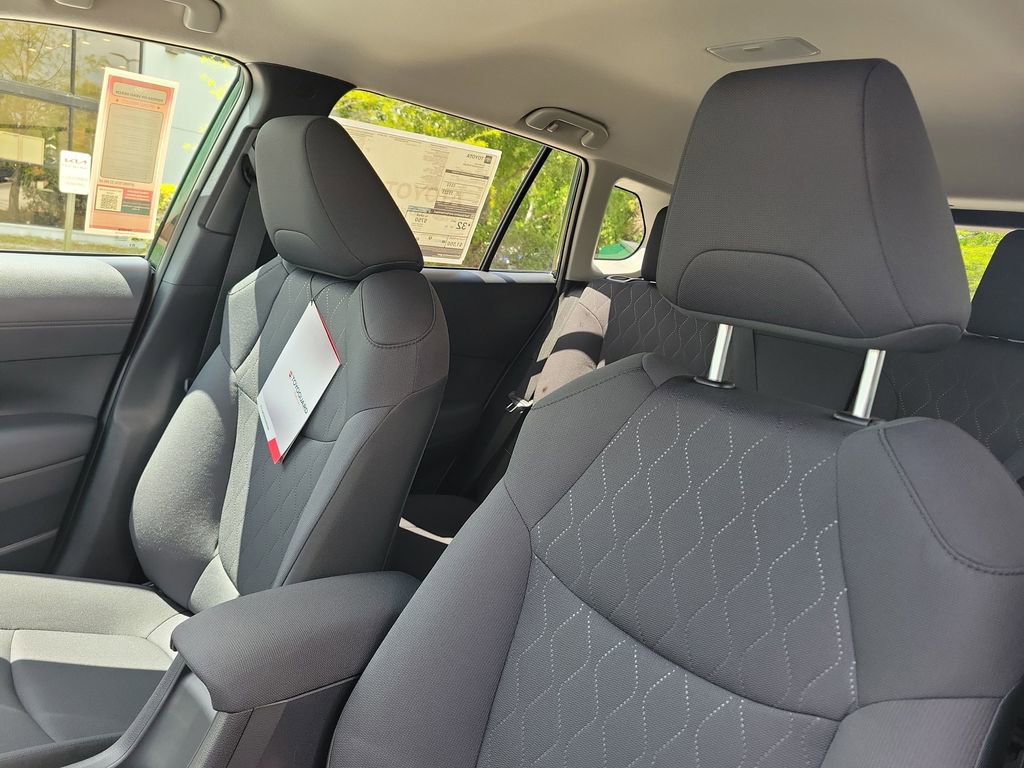 New 2026 Toyota Corolla Cross LE FWD image 21