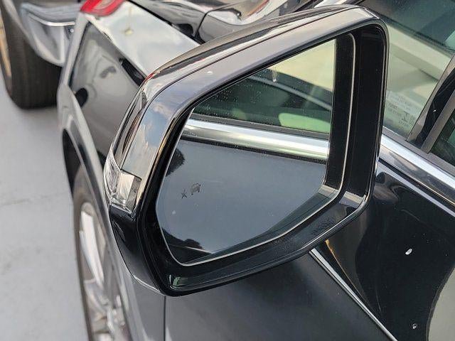 Certified 2023 Cadillac XT6 Premium Luxury FWD image 5