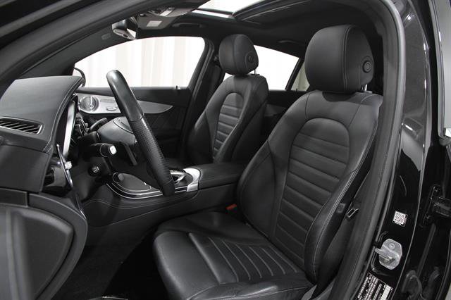 Used 2019 Mercedes-Benz GLC 300 4MATIC Coupe image 5