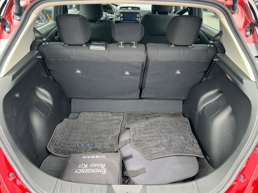 Used 2025 Nissan Leaf SV Plus image 41