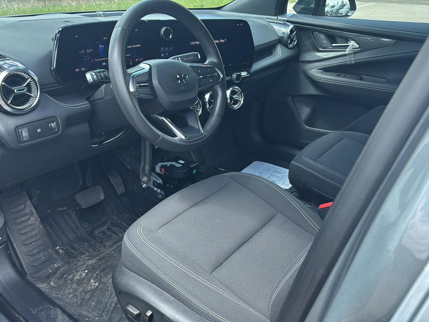 Used 2024 Chevrolet Blazer EV AWD Police image 11