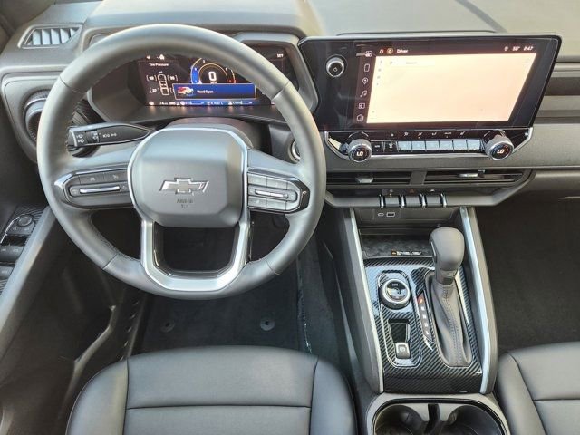 Used 2025 Chevrolet Colorado Trail Boss image 28