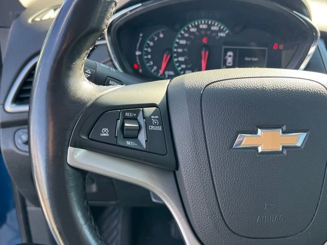 Used 2019 Chevrolet Trax LT w/ Sun & Sound Package image 22