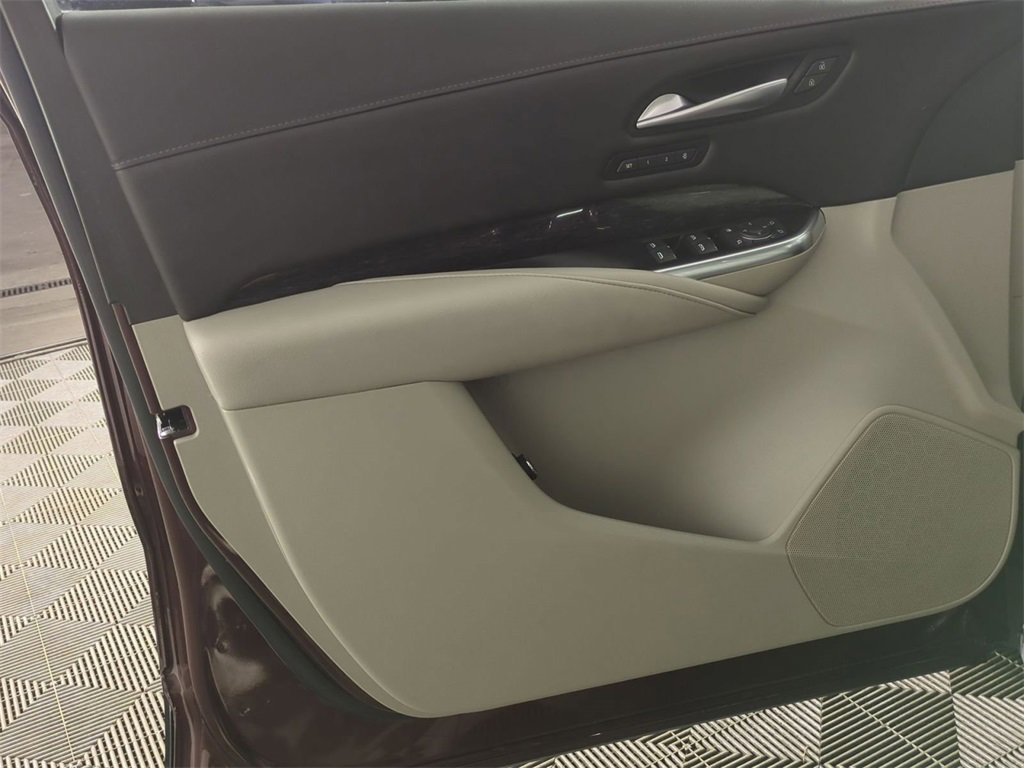 Used 2023 Cadillac XT4 Premium Luxury w/ Technology Package image 22