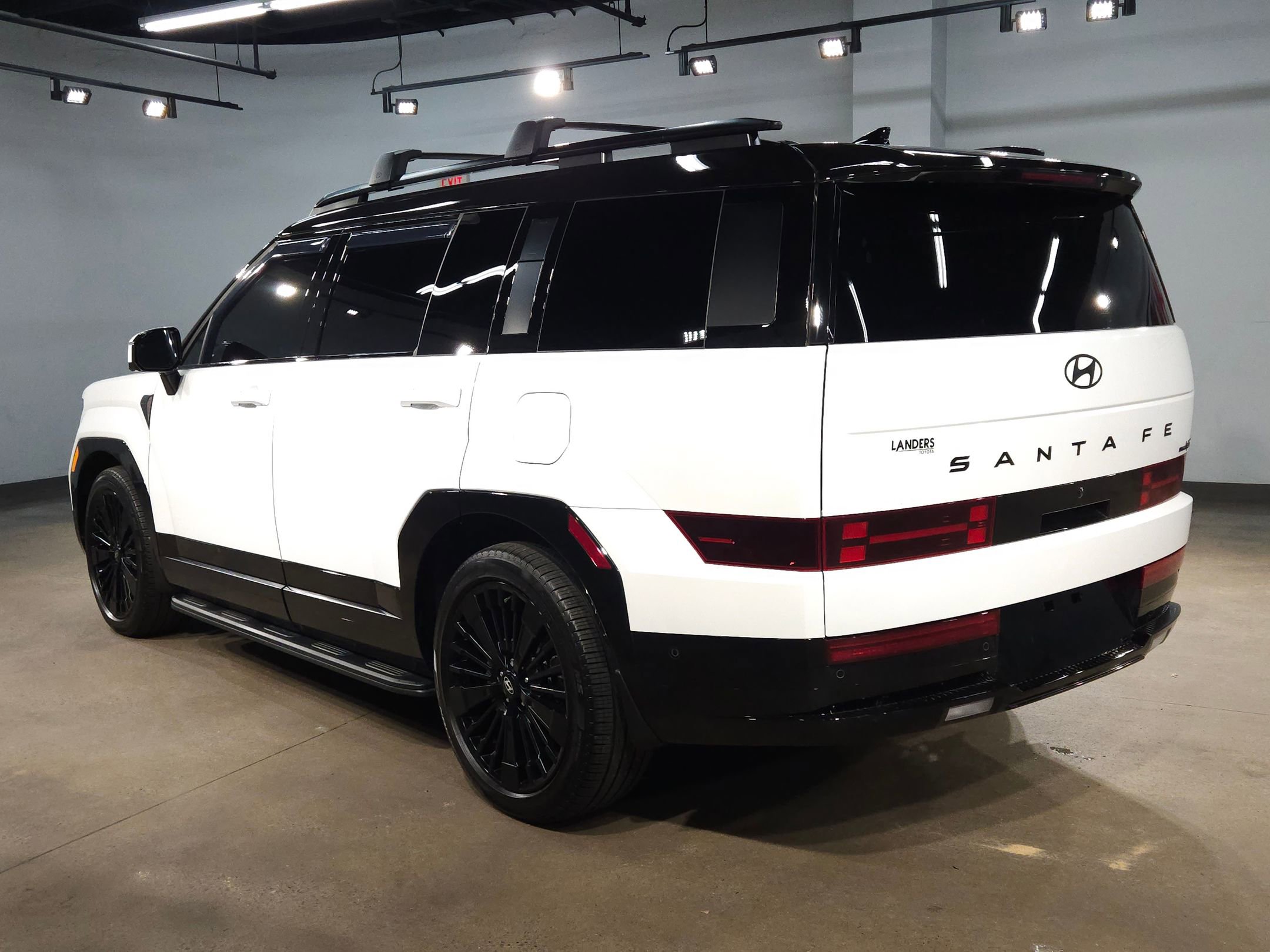 Used 2025 Hyundai Santa Fe Calligraphy image 5