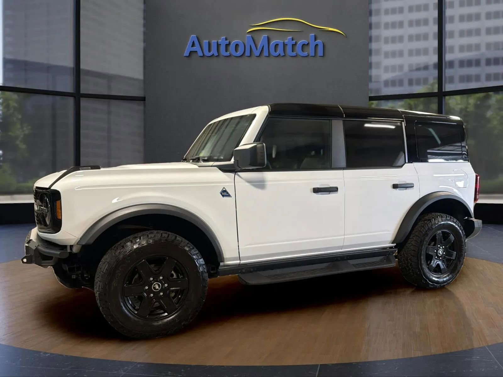 Used 2024 Ford Bronco Black Diamond image 6