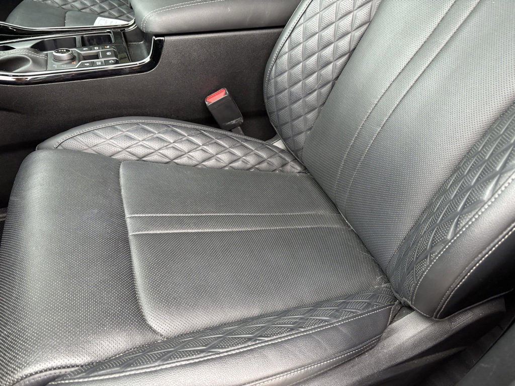 Used 2023 Kia Sorento SX Prestige image 13