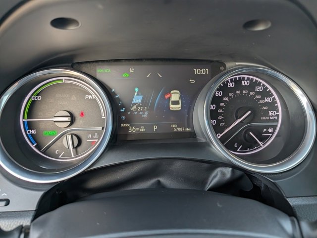 Used 2020 Toyota Camry XLE image 18