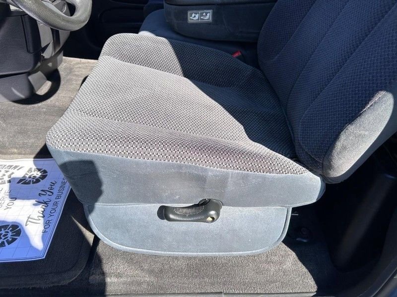 Used 2004 Dodge Ram 1500 Truck SLT image 15