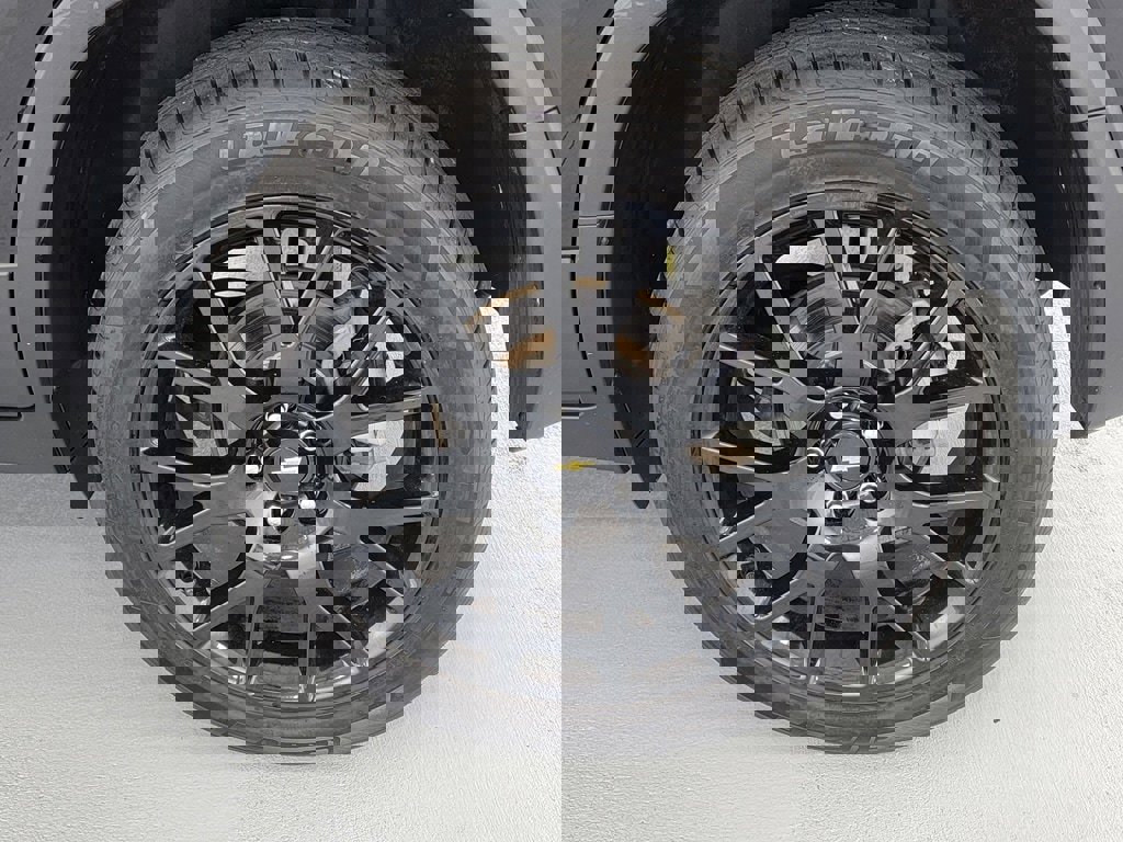 Used 2022 Chevrolet Trax LT w/ Driver Confidence Package image 11