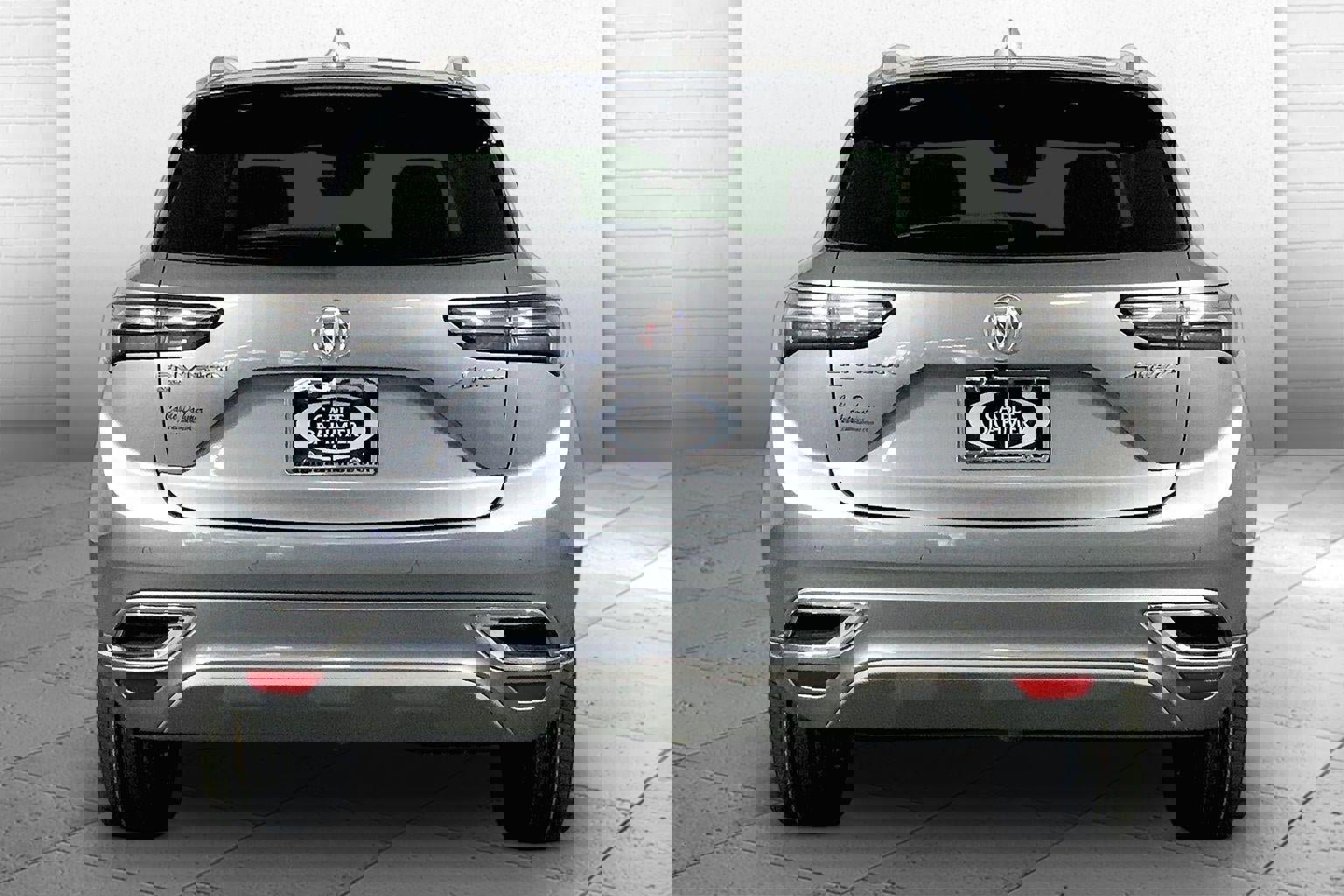 Used 2023 Buick Envision Avenir image 3