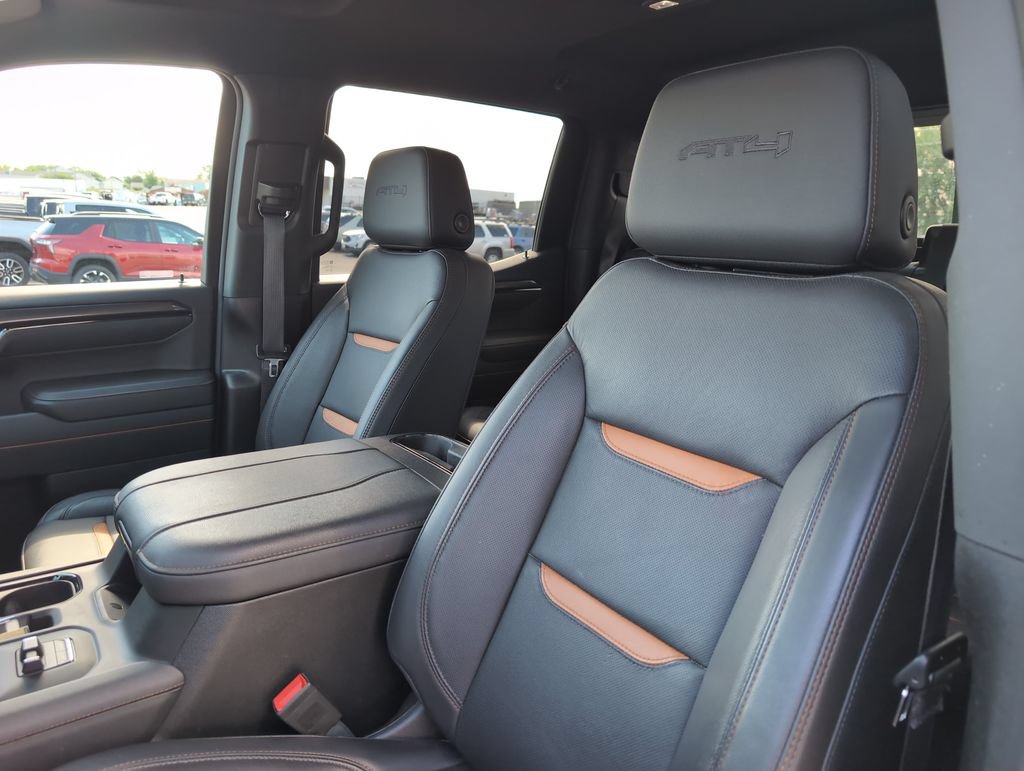 Used 2024 GMC Sierra 1500 AT4 w/ AT4 Premium Package AWD/4WD image 14