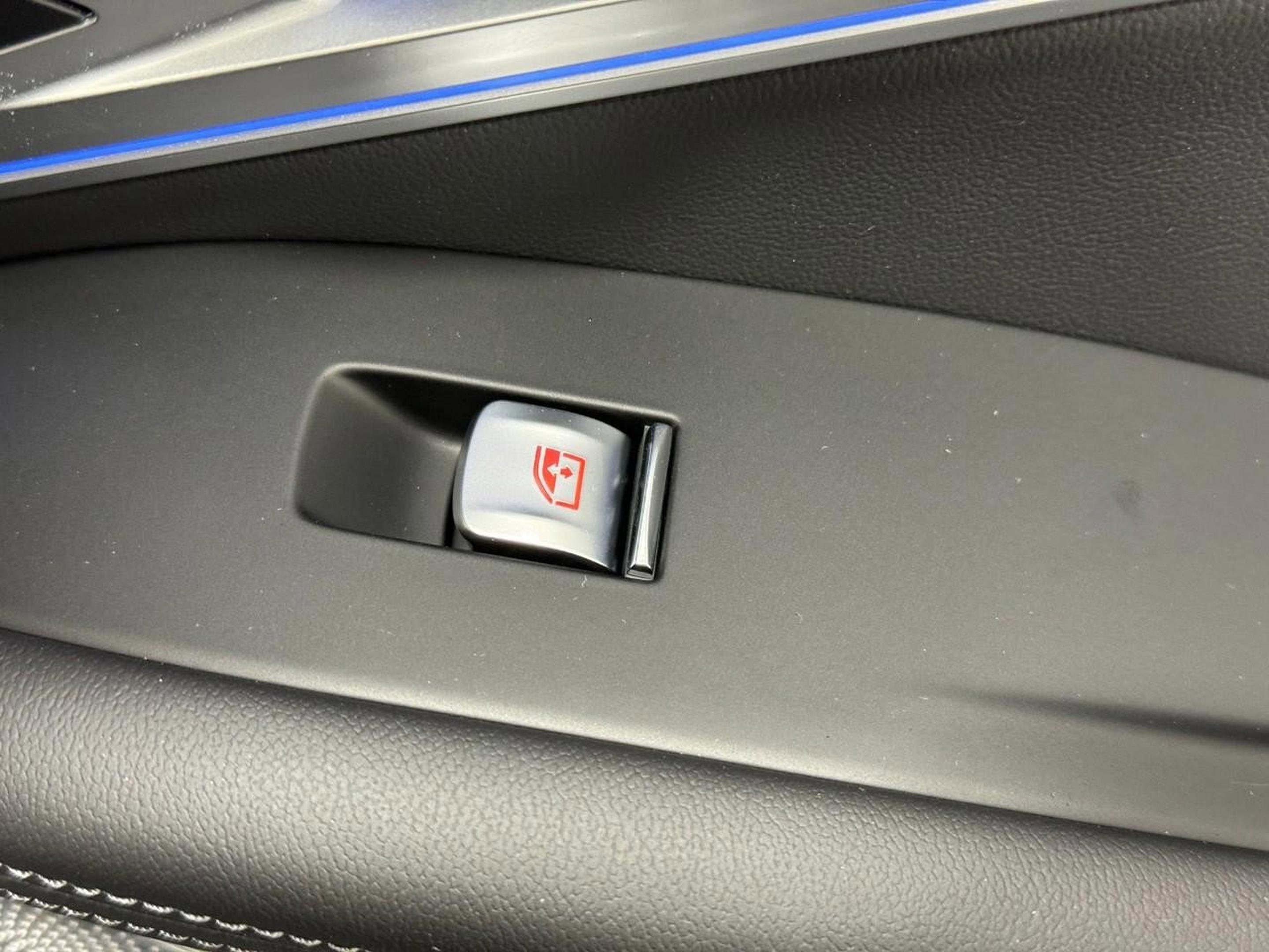 New 2026 BMW XM Label Red image 22
