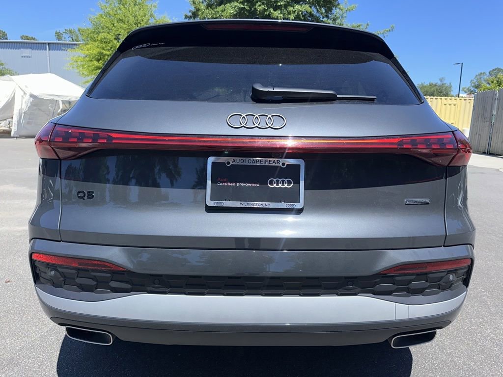 Used 2025 Audi Q5 Premium Plus w/ Premium Plus AWD/4WD image 5