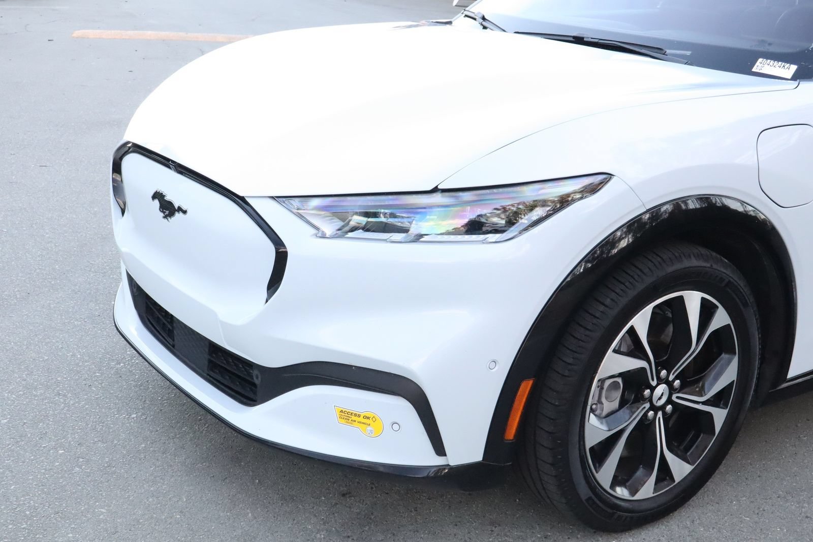 Used 2022 Ford Mustang Mach-E Premium RWD image 8