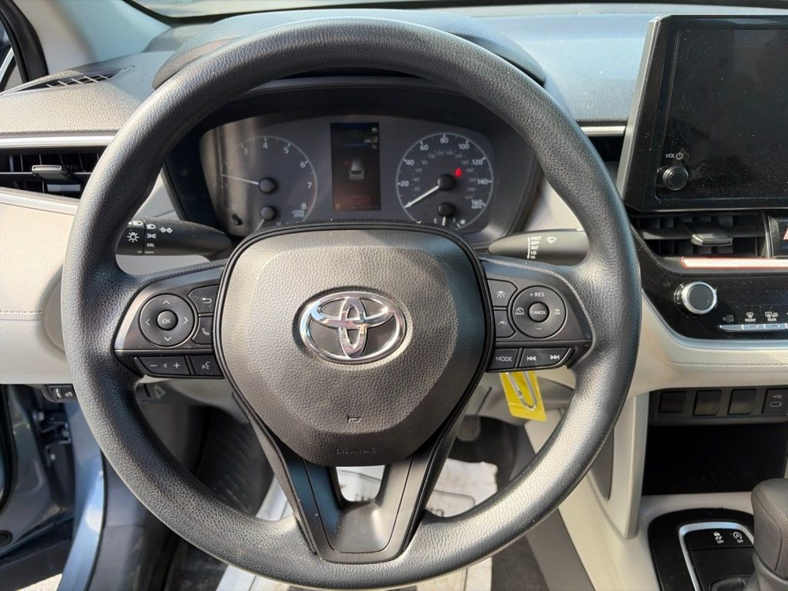 Used 2024 Toyota Corolla Cross L AWD/4WD image 15