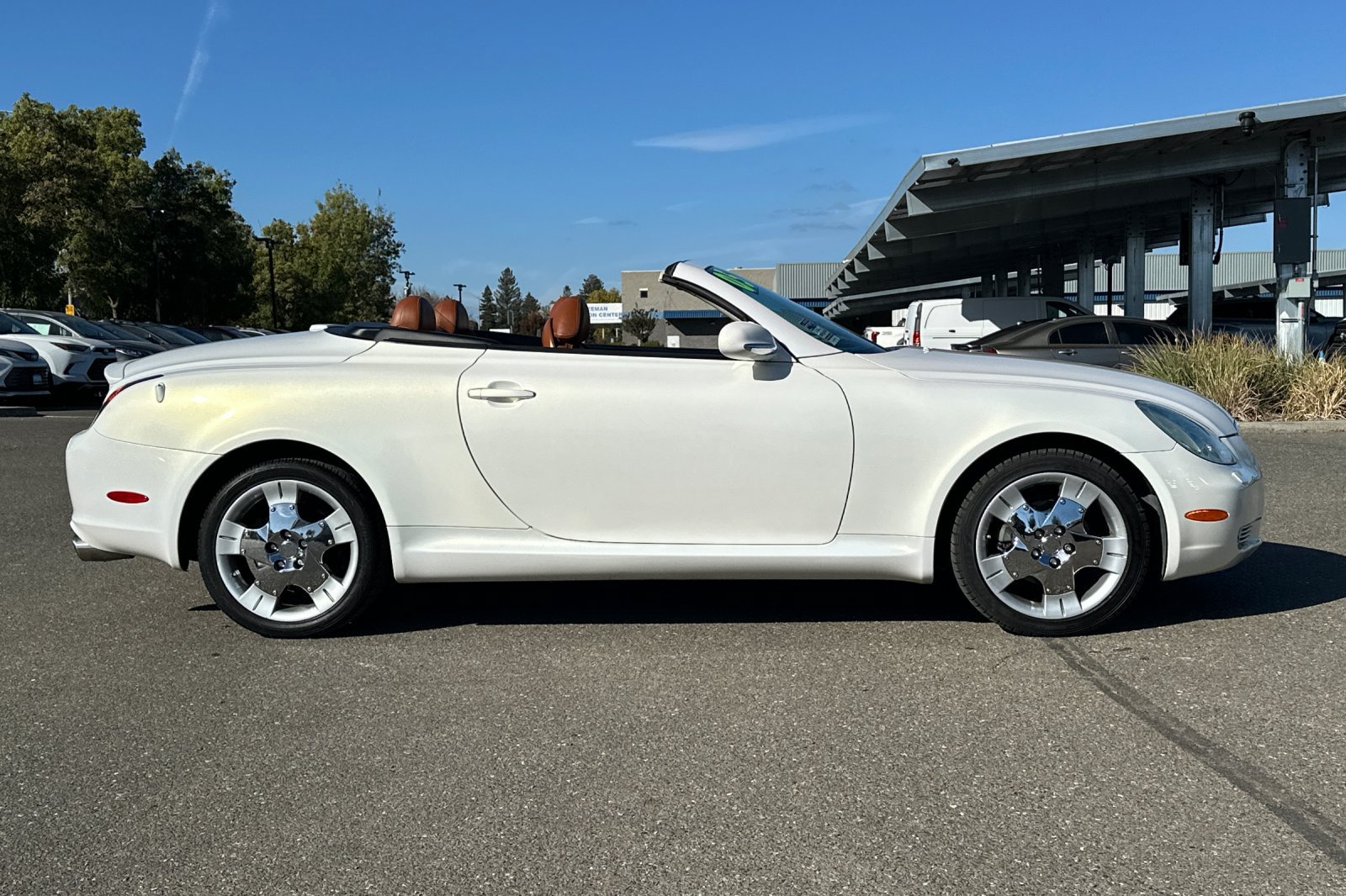 Used 2005 Lexus SC 430 Convertible w/ Preferred Accessory Pkg RWD image 4
