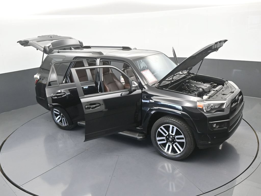 Used 2024 Toyota 4Runner Limited AWD/4WD image 71