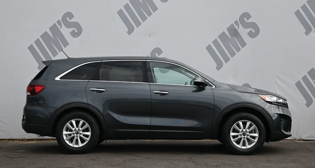 Used 2020 Kia Sorento LX FWD image 4