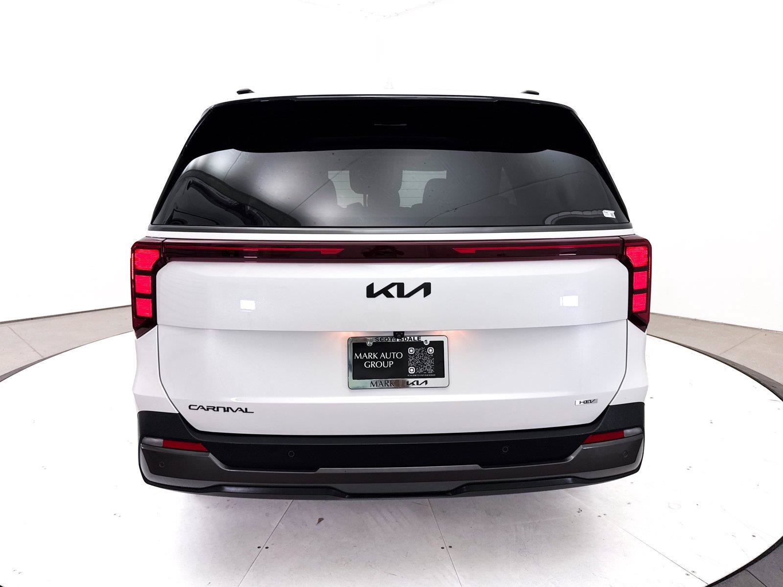 Certified 2025 Kia Carnival SX w/ SX Dark Edition Package FWD image 20