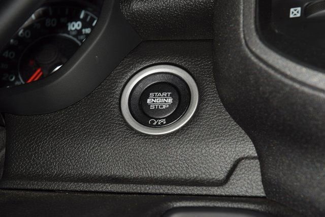 Used 2024 RAM 5500 Tradesman w/ Chrome Appearance Group image 25