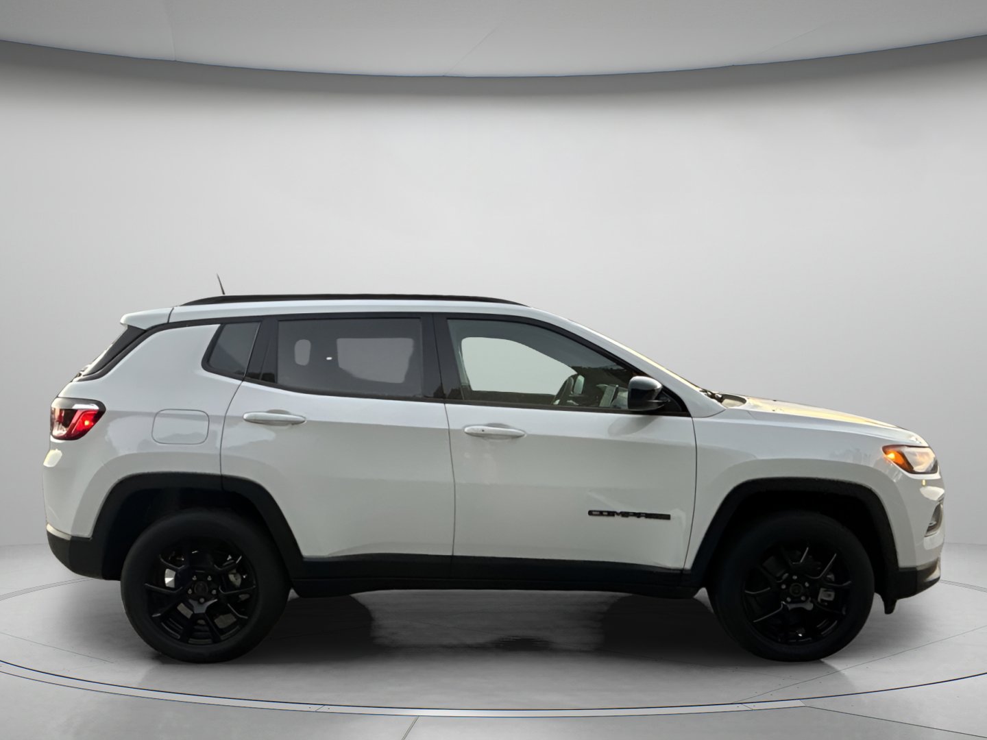 New 2026 Jeep Compass Latitude image 5