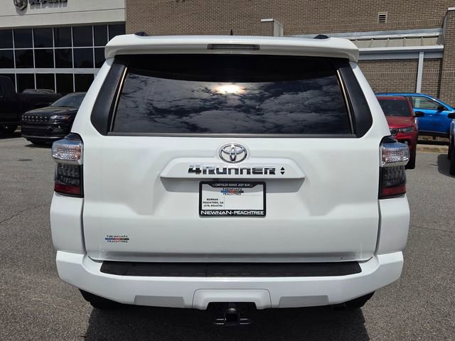 Used 2020 Toyota 4Runner SR5 Premium RWD image 5