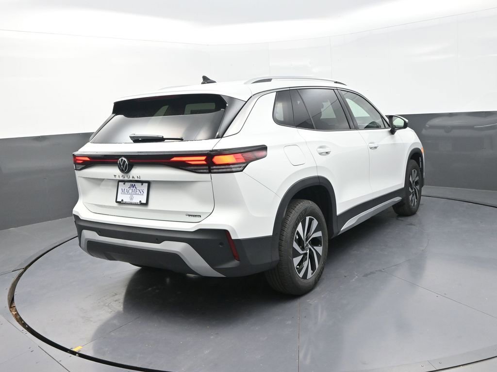 New 2026 Volkswagen Tiguan S image 8