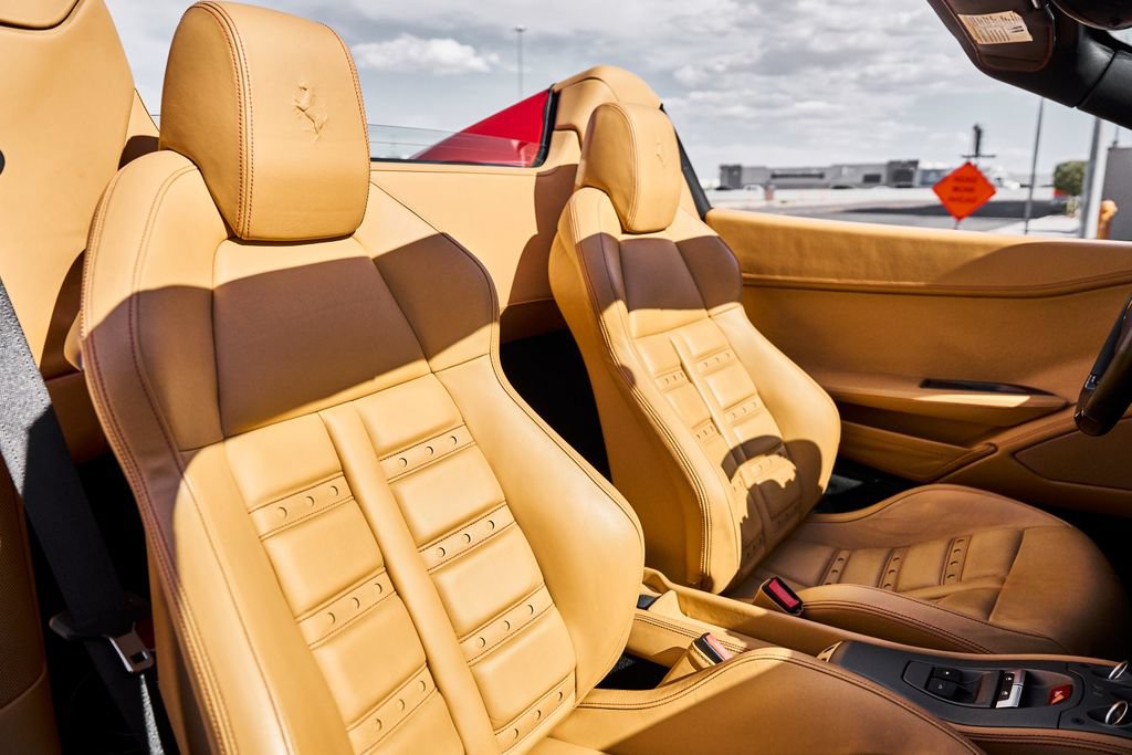 Used 2012 Ferrari 458 Spider RWD image 42