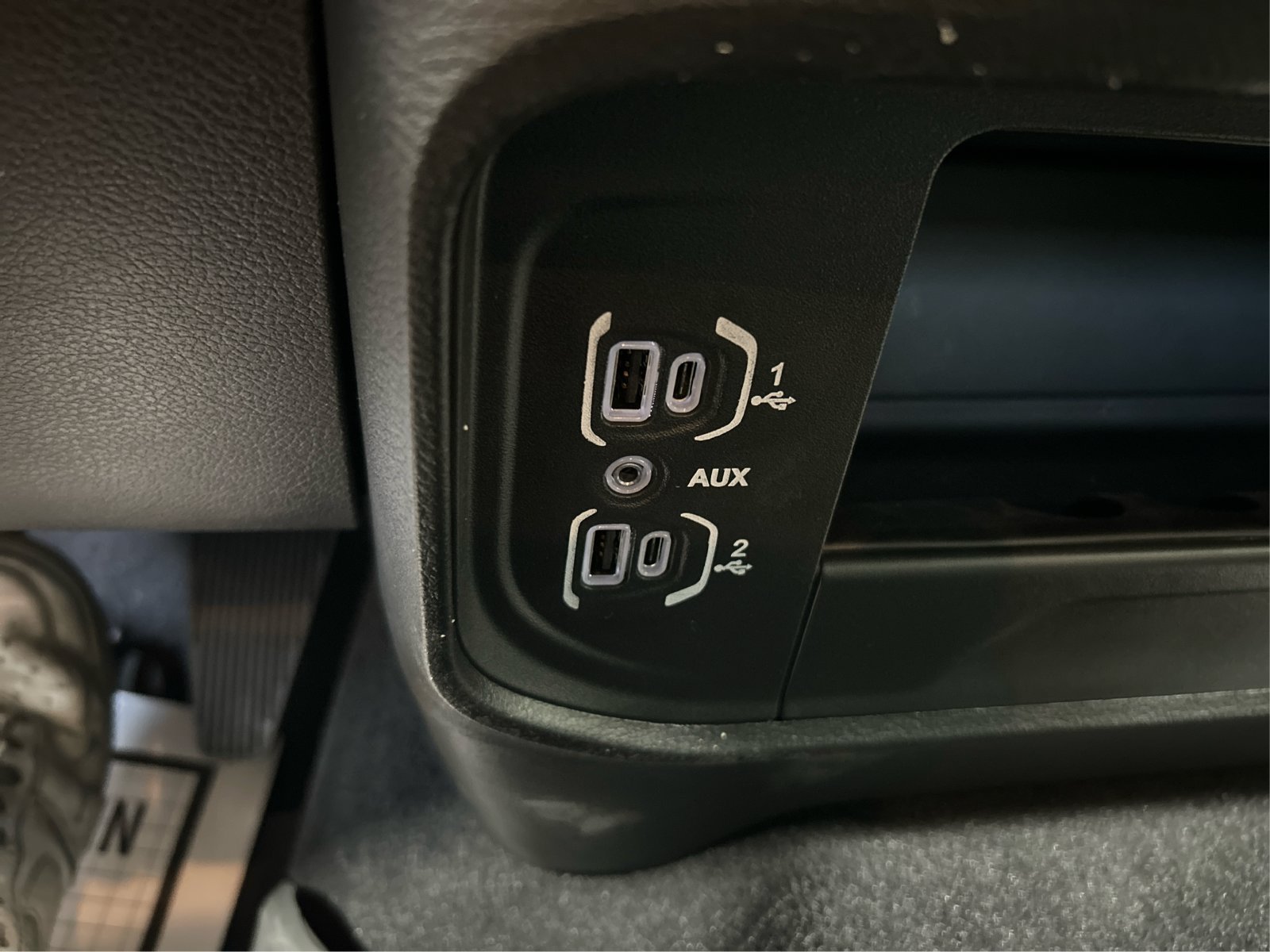 New 2027 RAM 2500 Tradesman AWD/4WD image 32