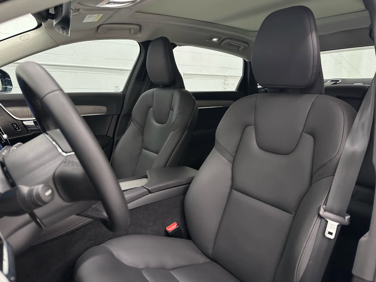 Used 2023 Volvo S90 B6 Plus AWD/4WD image 13