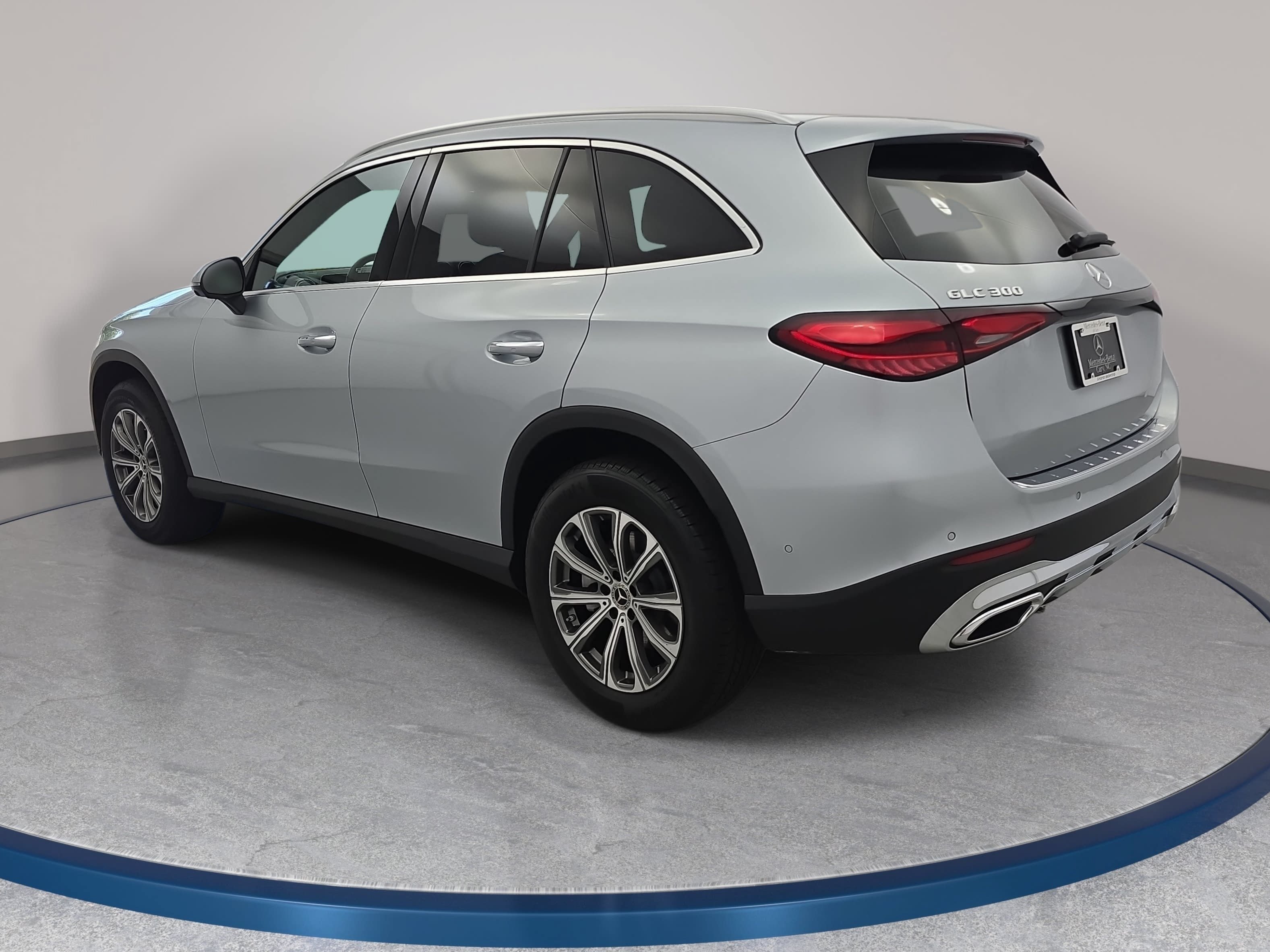 Certified 2026 Mercedes-Benz GLC 300 image 7