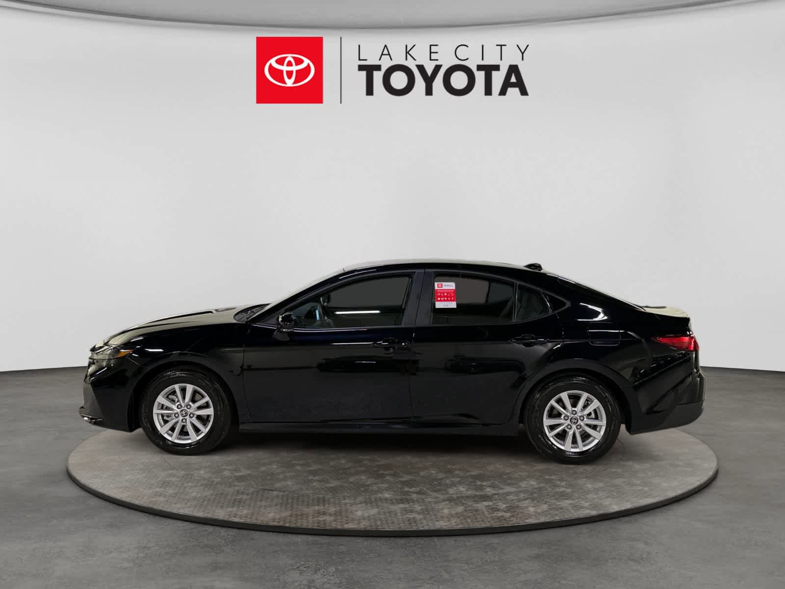 New 2026 Toyota Camry LE FWD image 3