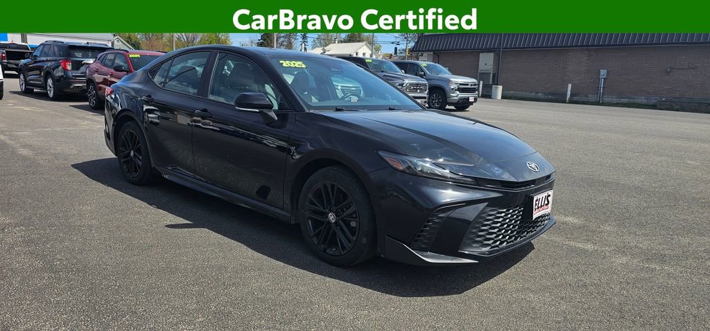 Used 2025 Toyota Camry SE w/ Convenience Package AWD/4WD image 1